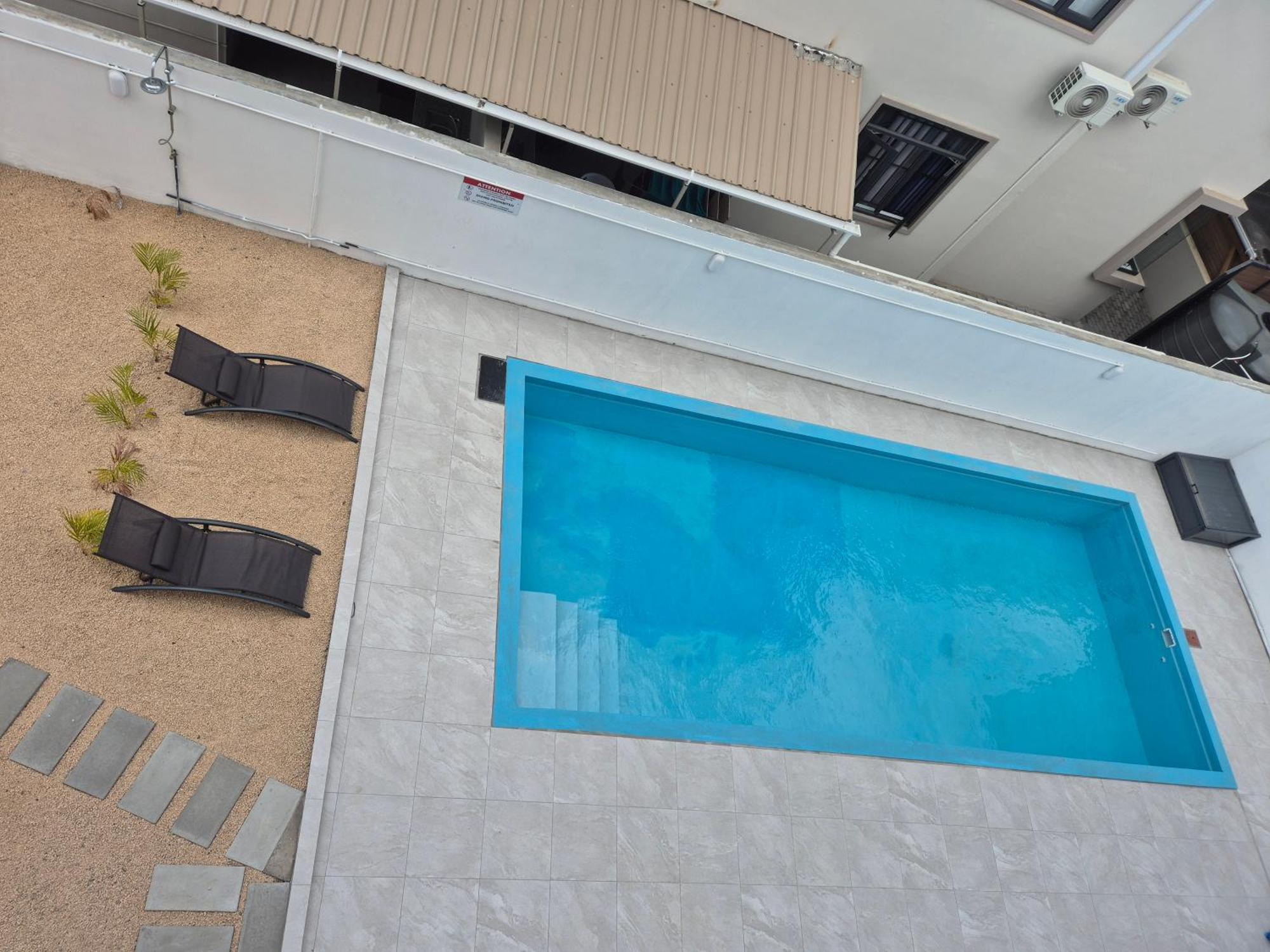 Skyview Apartment- Rooftop Penthouse With Sunset & Sea Views Flic-en-Flacq Esterno foto